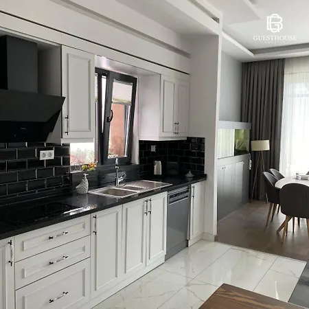 Cozy - Garden, Fireplace & Cinema Experience