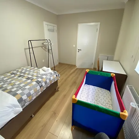 Cozy - Garden, Fireplace & Cinema Experience Villa Etimesut